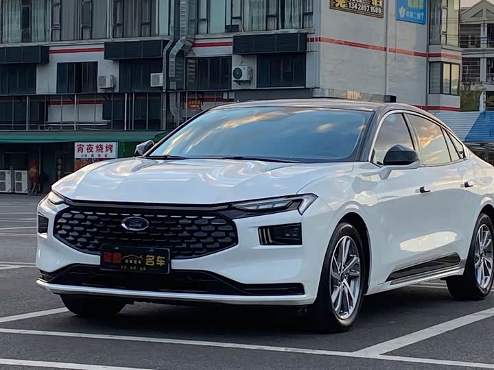 Фото 1 - Ford Mondeo