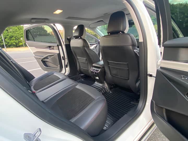 Фото 11 - Ford Mondeo