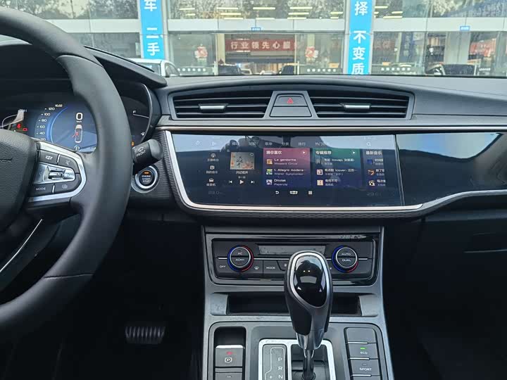 Фото 11 - Geely Emgrand GL