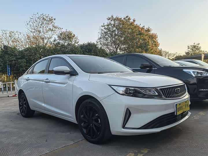 Фото 3 - Geely Emgrand GL