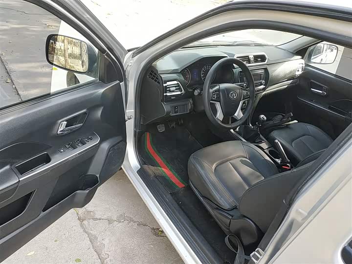 Фото 16 - Great Wall Wingle 5