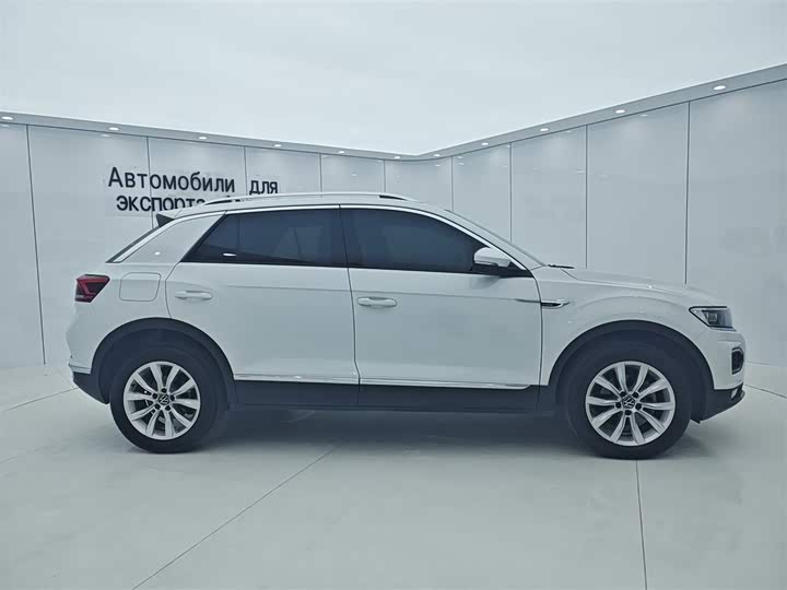 Фото 10 - Volkswagen T-Roc