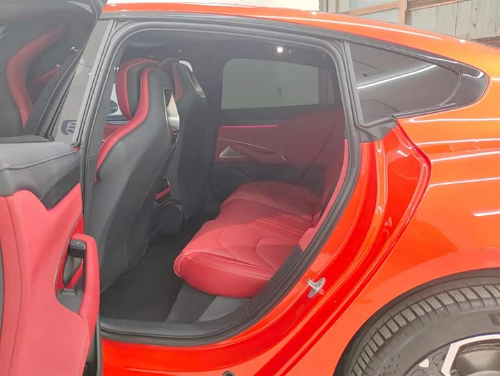 Фото 11 - Xiaomi SU7