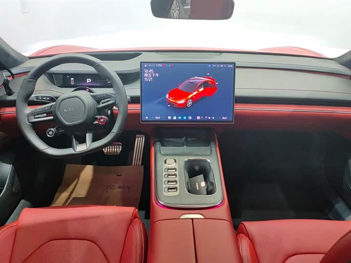 Фото 12 - Xiaomi SU7