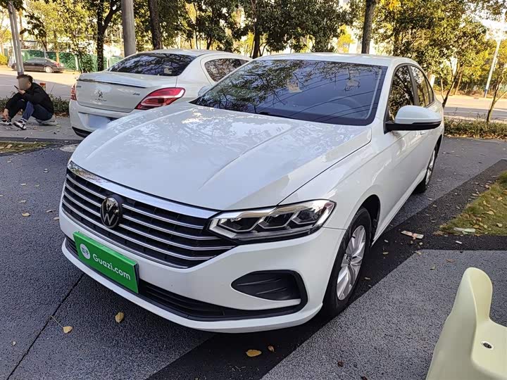 Фото 2 - Volkswagen Lavida