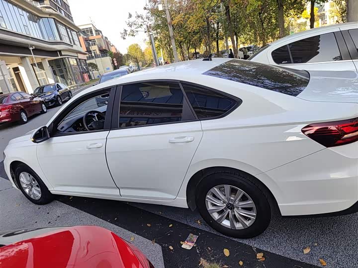 Фото 5 - Volkswagen Lavida