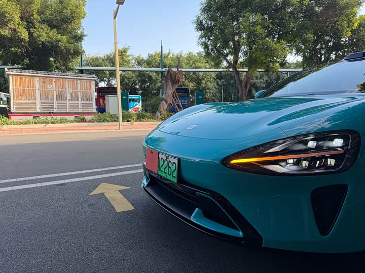 Фото 32 - Xiaomi SU7