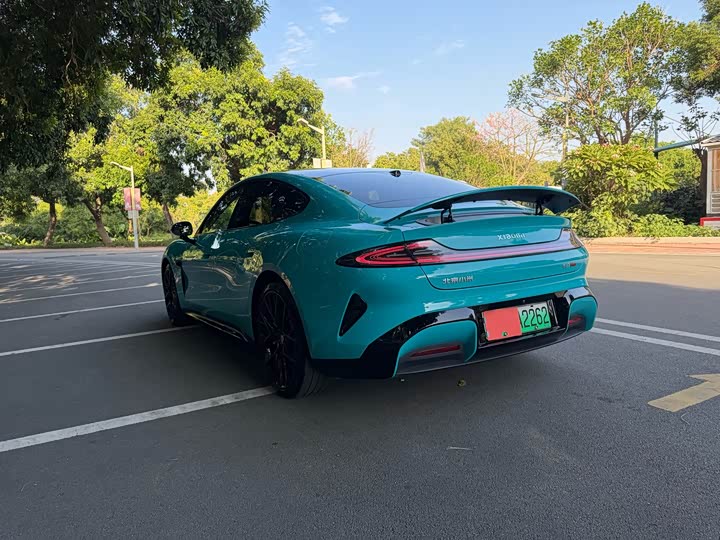 Фото 9 - Xiaomi SU7