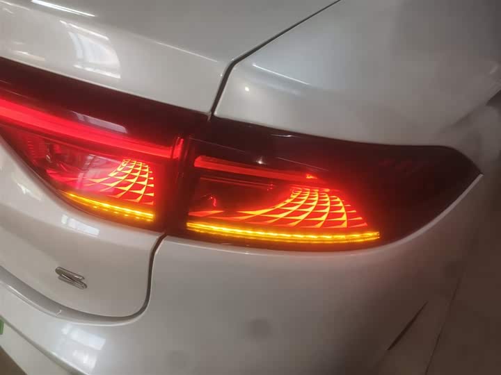 Фото 8 - GAC Aion S