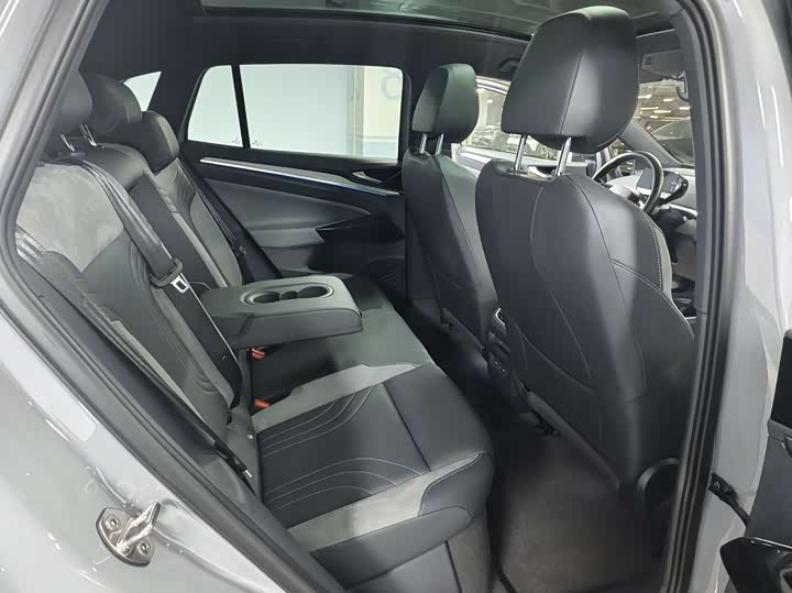 Фото 17 - Volkswagen ID.4 Crozz