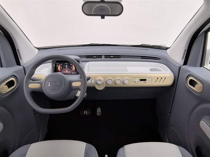 Фото 5 - Bestune Pony