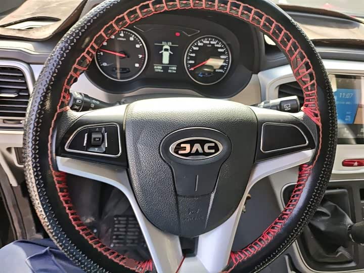 Фото 11 - JAC Refine M4