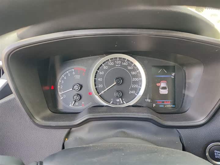 Фото 12 - Toyota Corolla