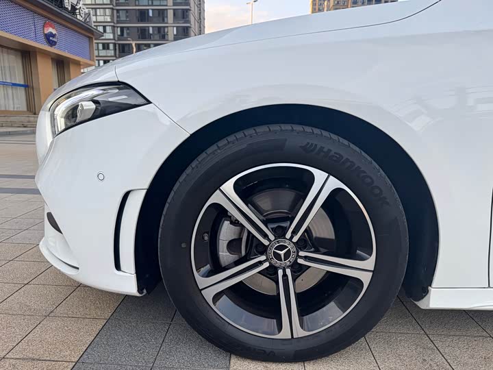 Фото 12 - Mercedes-Benz A-Class