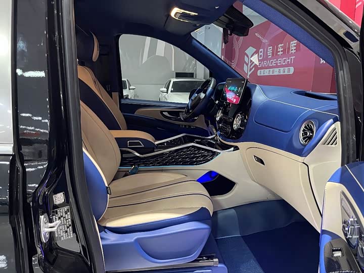 Фото 19 - Mercedes-Benz Vito