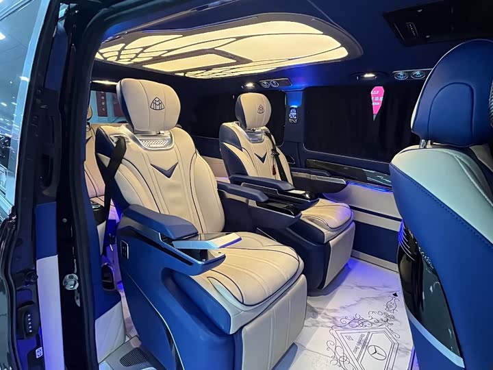 Фото 20 - Mercedes-Benz Vito