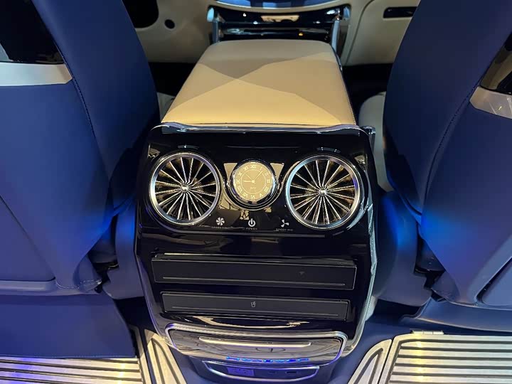 Фото 21 - Mercedes-Benz Vito