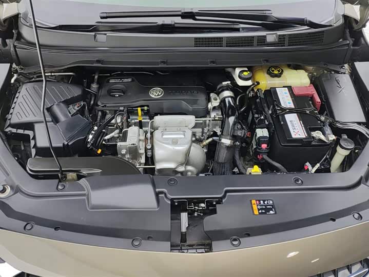 Фото 10 - Buick GL6