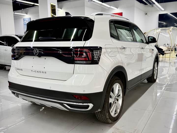 Фото 7 - Volkswagen T-Cross