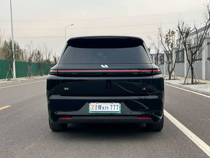 Фото 8 - LiXiang L8