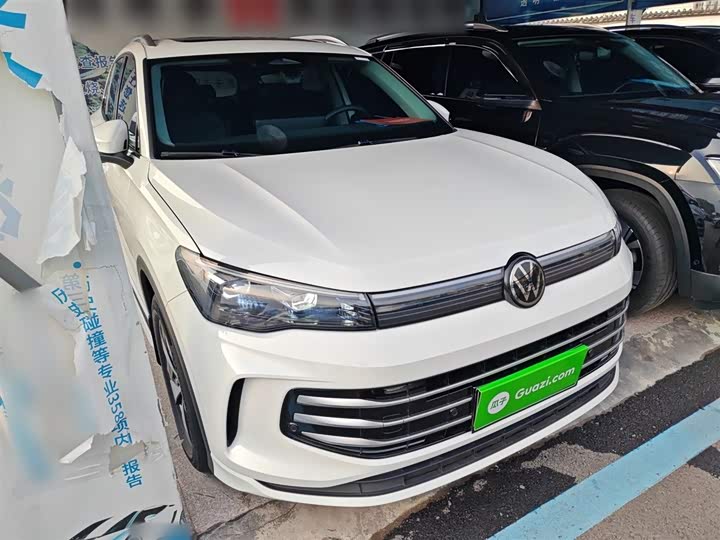 Фото 4 - Volkswagen Tiguan L Pro