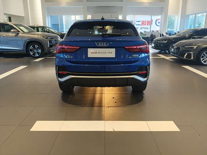 Фото 6 - Audi Q3 Sportback