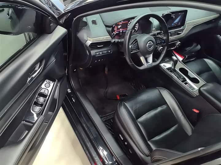 Фото 16 - Nissan Teana