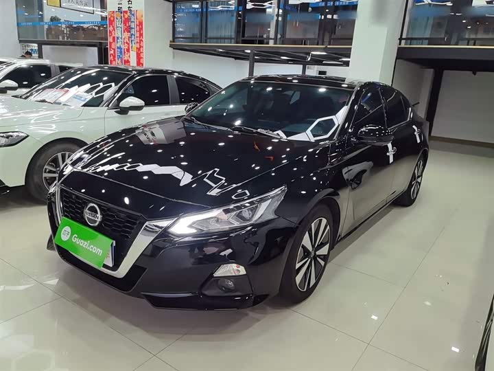 Фото 2 - Nissan Teana