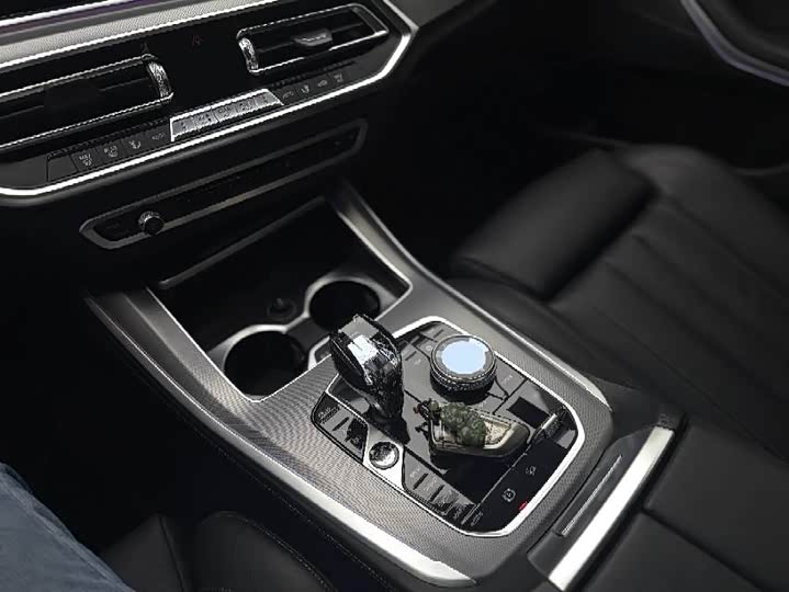 Фото 4 - BMW X5 Hybrid