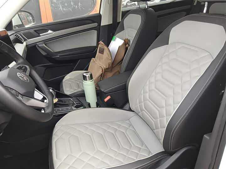 Фото 7 - Volkswagen Tayron