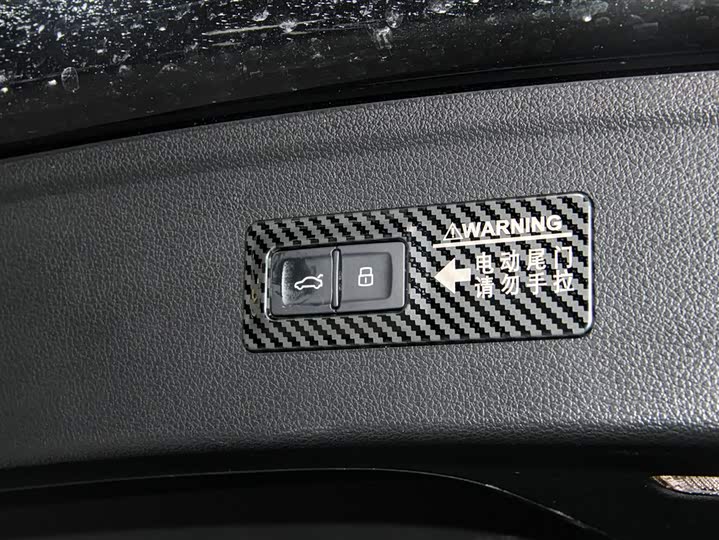 Фото 32 - Audi Q5L