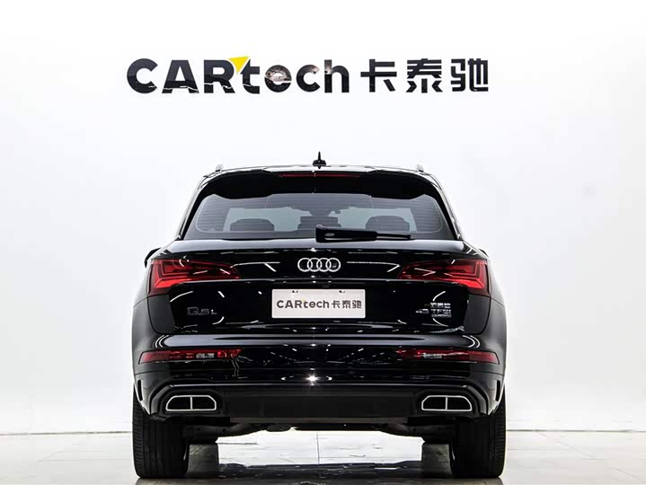 Фото 5 - Audi Q5L