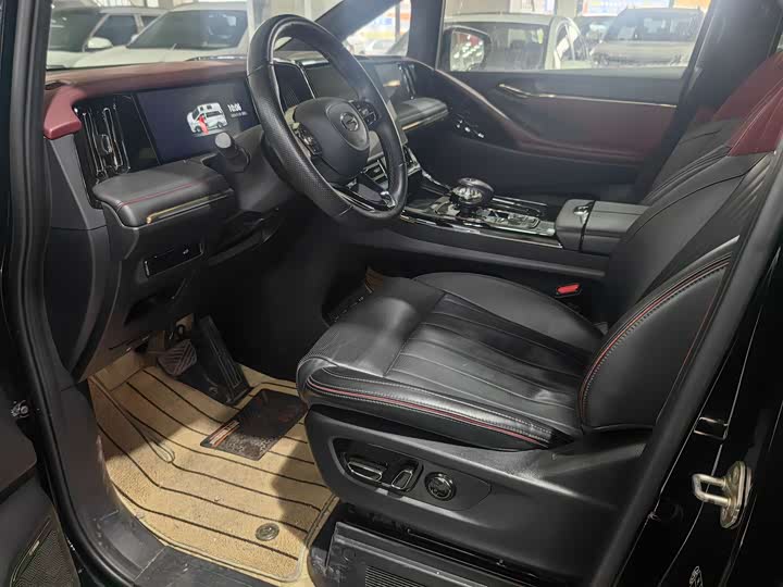 Фото 14 - GAC Trumpchi M8