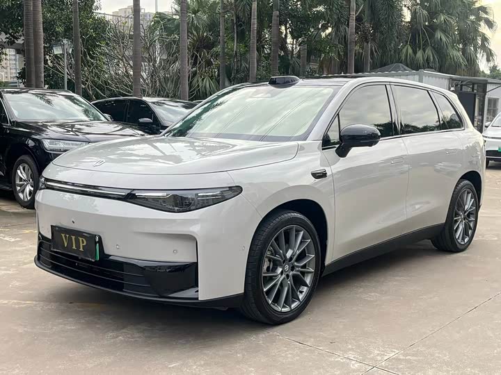 Фото 2 - Leapmotor C10