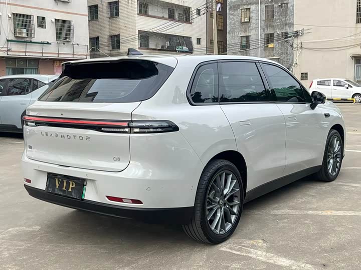 Фото 7 - Leapmotor C10