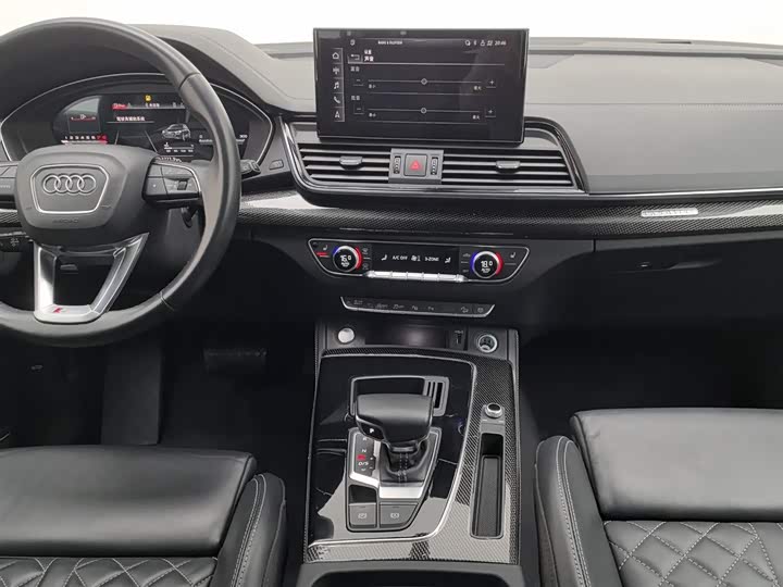 Фото 12 - Audi Q5L Sportback