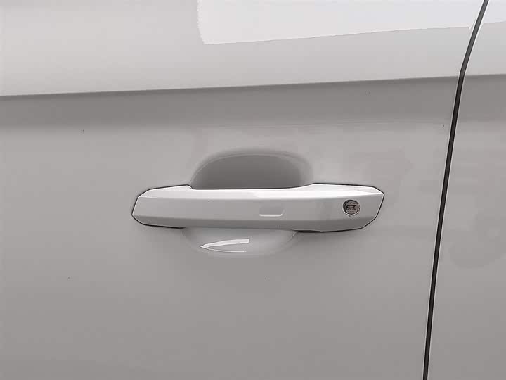 Фото 18 - Audi Q5L Sportback