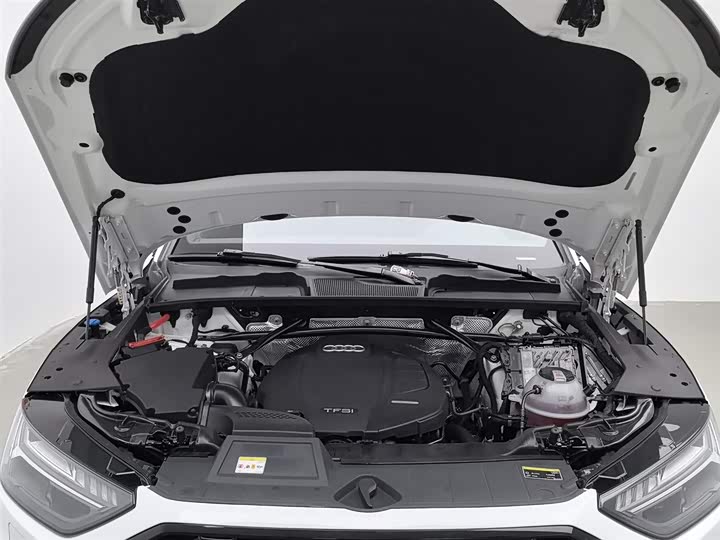 Фото 6 - Audi Q5L Sportback