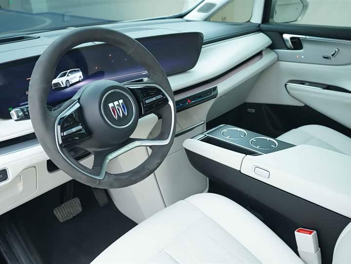 Фото 9 - Buick GL8 Hybrid