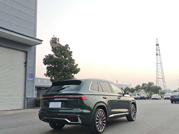 Фото 6 - Geely Monjaro