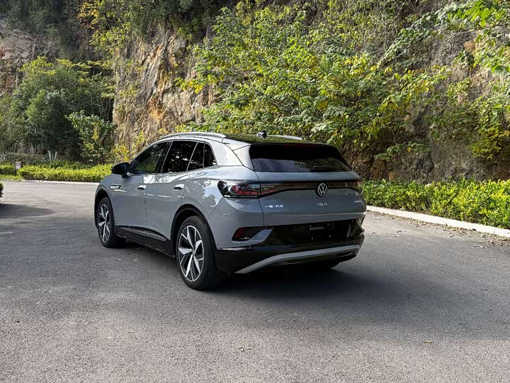 Фото 9 - Volkswagen ID.4 Crozz