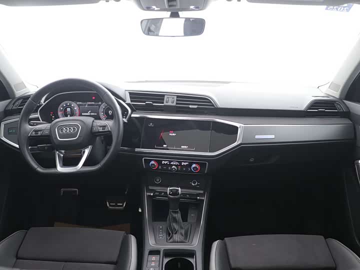 Фото 7 - Audi Q3