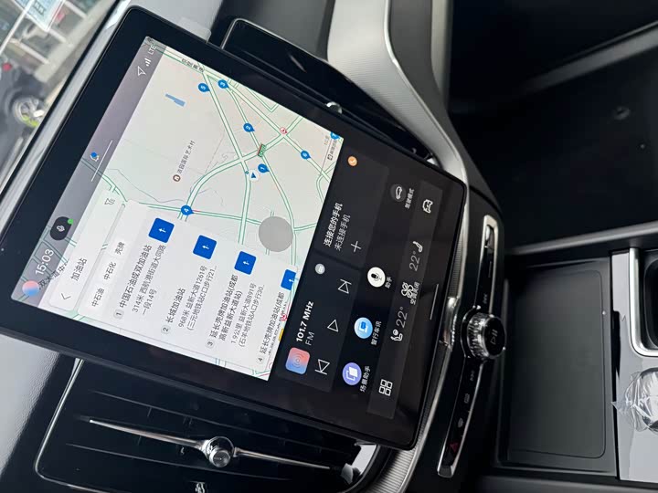 Фото 7 - Volvo XC60