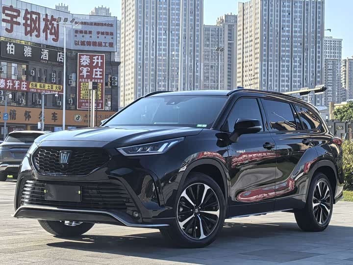 Фото 1 - Toyota Crown Kluger