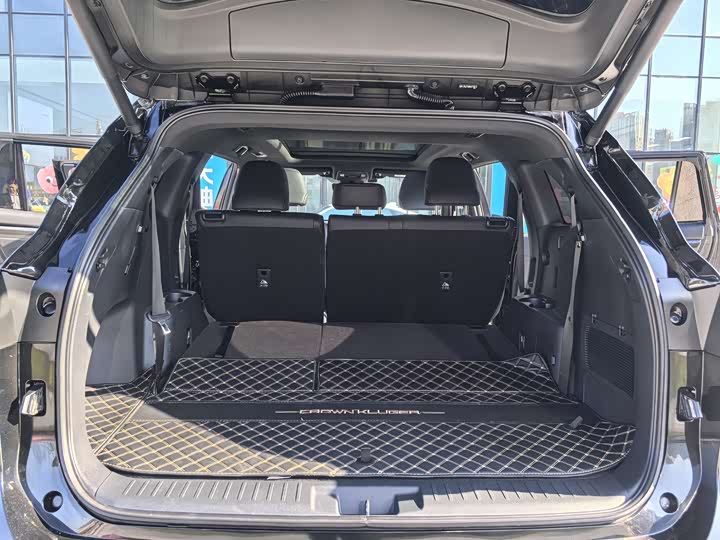 Фото 22 - Toyota Crown Kluger