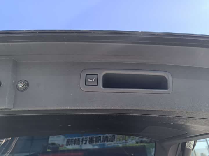 Фото 23 - Toyota Crown Kluger