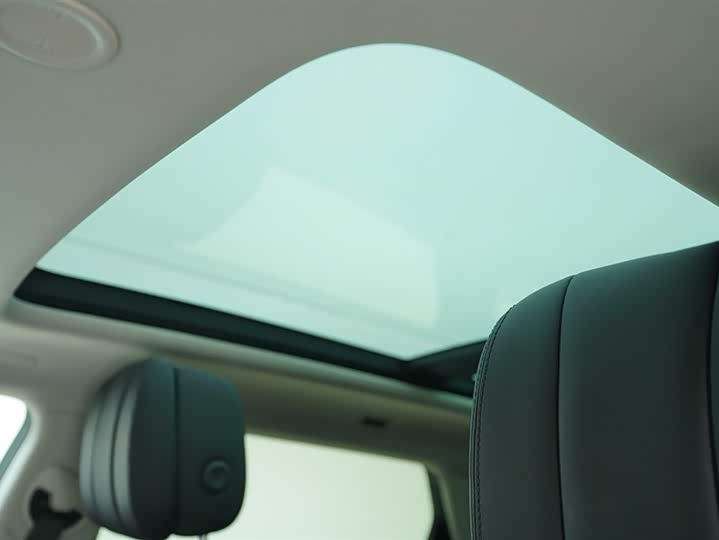 Фото 11 - Land Rover Range Rover Evoque L