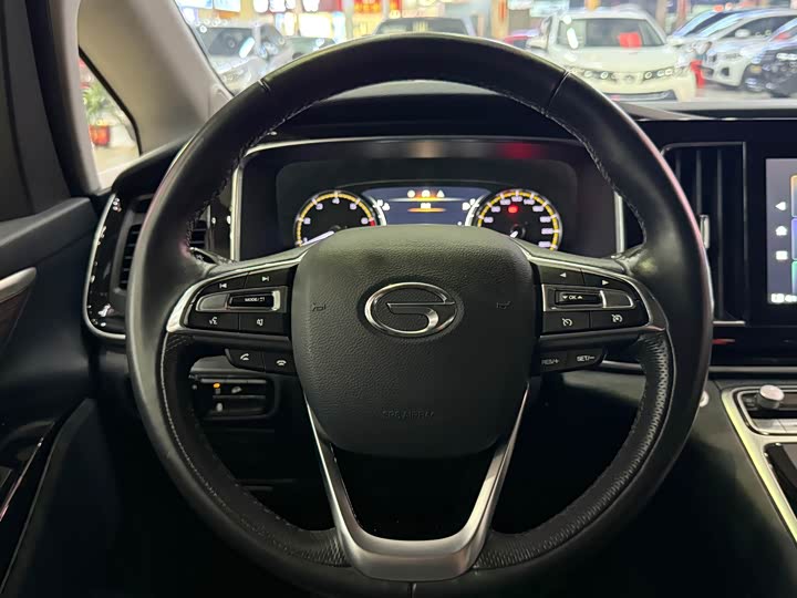 Фото 20 - GAC Trumpchi M8