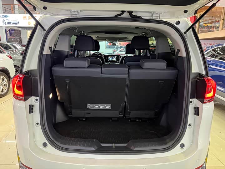 Фото 28 - GAC Trumpchi M8