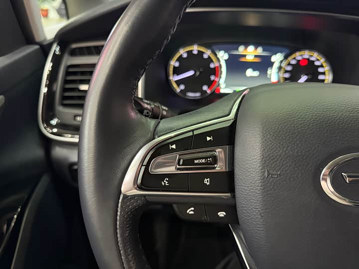 Фото 9 - GAC Trumpchi M8